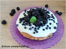 BUDYNIOWY BISZKOPT Z OWOCAMI LEŚNYMI