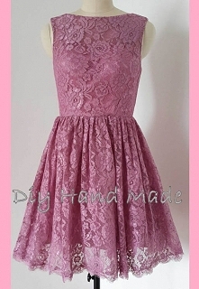 handmade

-Sukienka o delik...