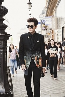 Wu YiFan
