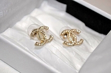 Złote kolczyki Chanel :)