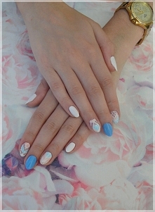 Manicure hybrydowy