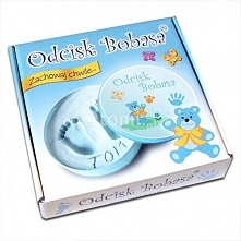 Witajcie,

Kilka dni temu pokazaliśmy "Odcisk Bobasa" w wersji dla Dziewczynek, dziś wersja dla Chłopców:)

Odcisk Bobasa Niebieski - Zestaw do wykonania odcisku rączk...