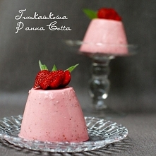 truskawkowa panna cotta