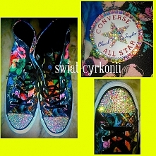 Handmade

Conversy zostały ozdobione cyrkoniami w kolorze opalizujacym, wielkosc cyrkonii 4mm. Buty dla Franceski.