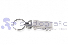 Brelok do kluczy w kształcie samochodu dostawczego przymocowany jest do kółka na klucze. Na breloku wykonujemy grawer laserowy jednostronny, lub opcjonalnie dwustronny, dzięki c...