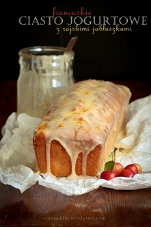 Ciasto jogurtowe z rajskimi jabłuszkami