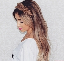 Pomysł na ciekawą fryzurkę :)