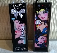 Skrzynki na alkohol z komiksowym motywem. Wonder Woman, fikcyjną postać znaną z serii komiksów. Superbohaterka, wojowniczka, przedstawicielka silnych kobiet. Prezent idealny na ...