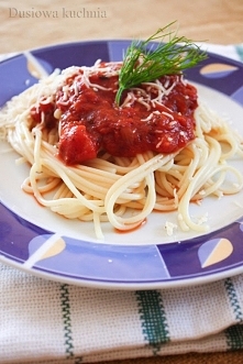 Testowanie makaronów i sosów Sorenti.