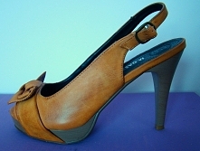 Szpilki Daszyński, stan świetny! Cena: 60 zł ; rozm. 38.