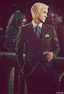 Jezu on jest idealny *>*