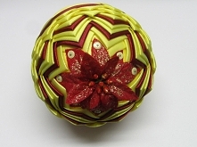 karczochowa bombka z gwiazd...