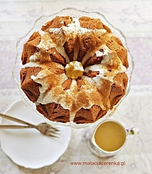 Ciasto marchewkowo – kokosowe z orzechami i polewą. Przepis po kliknięciu w zdjęcie.