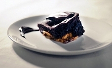 czekoladowy pudding z brzoskwiniami