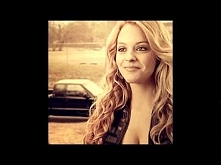 Zwiastun opowiadania 'Bad Girl '