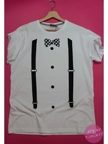 Ręcznie malowany t-shirt męski wykonany przez IT'S MY T-SHIRT! 100 proc. bawełna wysokiej jakości, 200 g/m2. Grafika wykonana specjalnymi farbami do tkanin, które są niespi...