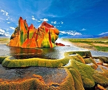Gejzer Fly w Newadzie w Stanach Zjednoczonych

Gejzer w Nevadzie to istne dzieło kolorystycznej sztuki pokazujące, jak niezwykłe rzeczy potrafi zrobić natura. Powstał przed niem...