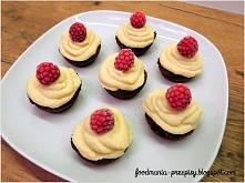 KAROBOWE BABECZKI Z KREMEM JAGLANYM