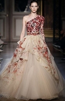 *** Zuhair Murad Wedding Dr...