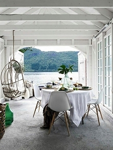 Śniadanie na barce i ten widok <3 Więcej inspiracji na blogu moojconcept .com ZAPRASZAM