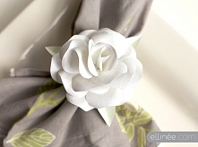 paper rose napkin ring