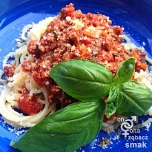 Proponujemy Wam kolejne włoskie danie - spaghetti ragu, typową włoską i bardzo popularną pastę, którą można przyrządzić na bardzo wiele sposobów. Warto podać ją z lampką wina ze...