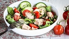 Sałatka z tuńczyka i pomidorów