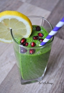 jarmużowy 2

Składniki:
- 60g jarmużu
- kiwi
- banan
- 1/2 szklanki soku jabłkowego*
- 1/2 szklanki mleka kokosowego (można użyć zwykłego)
- 2 łyżki soku z cytryny
- 2 łyżeczki ...