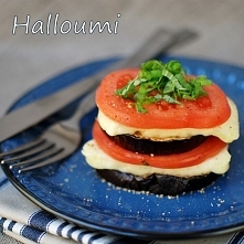 piramidki z bakłażana i sera halloumi