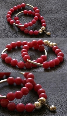 bransoletki z koralików z zawieszką - serce