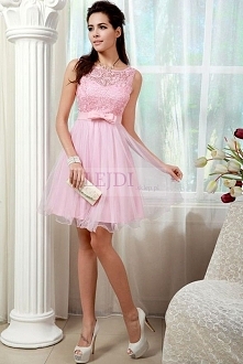 Tiulowa sukienka pastelowy róż