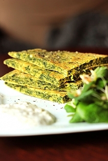 Omlet jaglany ze szpinakiem