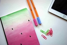 NOWY POST NA BLOGU;) Chcesz zoabczyć jak wykonć taki zeszyt i wiele innych? Chcesz odnowić swoje zeszysty w kreatywny sposób, ale nie masz pomysłu jak to zrobić? Kliknij w obraz...