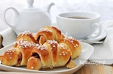 Rogaliki z konfiturą ze śliwek