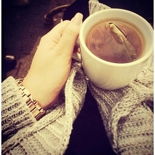 Cozy with tea <3