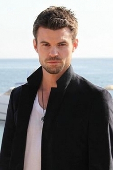 Daniel Gillies
