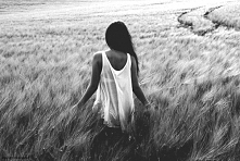 "Dać komuś miłość (…) ...