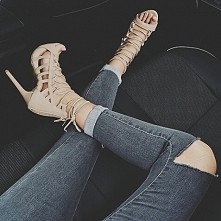 Takie buty będą dostępne w sezonie letnim  na butik_olgi na instagramie :)
Zapraszamy do obserwowania :)