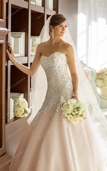 Essense of Australia Wedding Dress Style D1581
