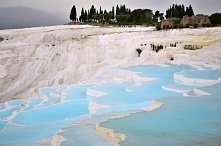 Niesamowite Baseny termalne w Pamukkale Pamukkale, Turcja.
