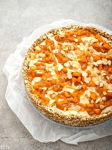 Tarta migdałowo-morelowa (b...