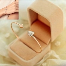 Minimalistyczna bransoletka...