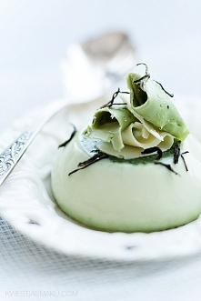 Panna cotta z zieloną herbatą