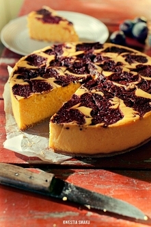 Sernik dyniowy z musem śliw...