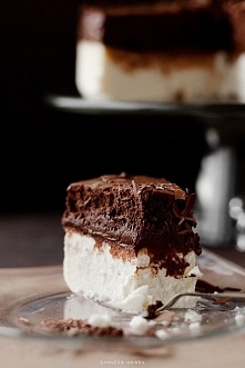 Sernik biały z musem czekol...