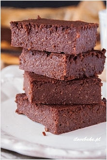 BROWNIE Z KASZY JAGLANEJ bezglutenowe - ilovebake.pl