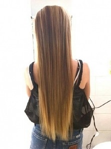 Macie jakieś sprawdzone sposoby na szybszy porost włosów?