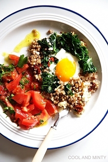 STIR_FRY Z KASZĄ GRYCZANĄ I...