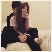 ciekawość zawsze odkryje to , czego serce nie chce widzieć