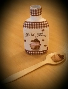 DECOUPAGE moja pierwsza praca :)